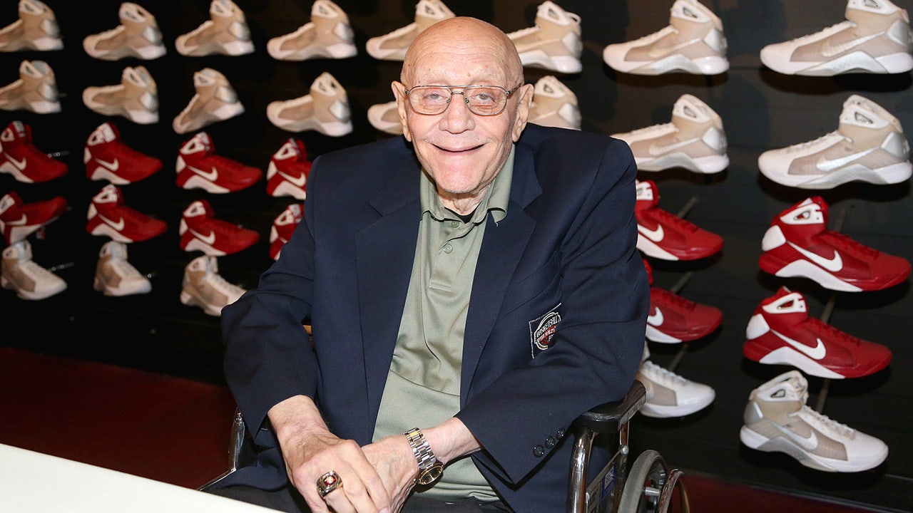 Hall of Famer has nice ring to Tark's former players